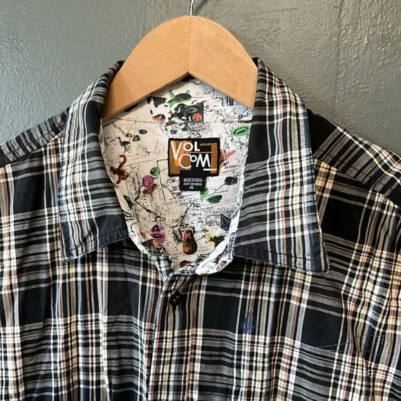 Volcom Shirt Mens XL Y2K Style Button Black Long Sleeve Plaid - Picture 2 of 4